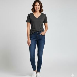 Bannana Republic V Neck Tee